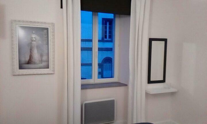 Les Chambres Hautes D'Anastasia Rodez Exterior photo