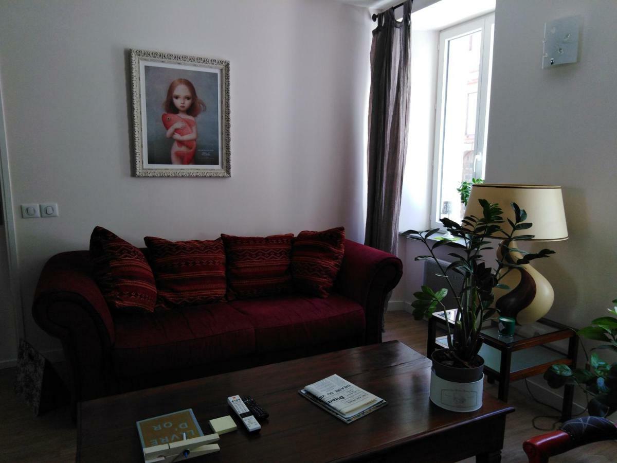 Les Chambres Hautes D'Anastasia Rodez Exterior photo